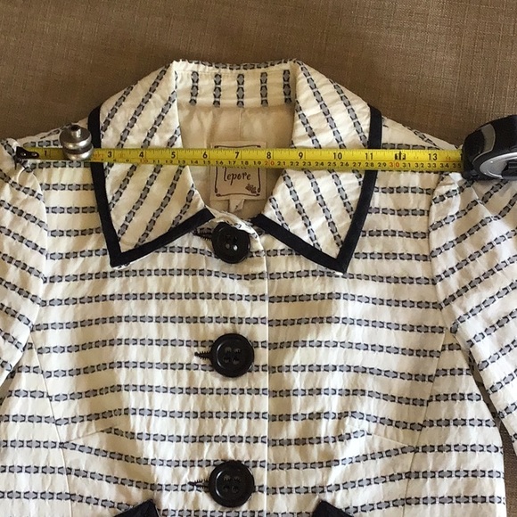 Gorgeous Nanette Lepore skirt suit!🤩 - Picture 8 of 10